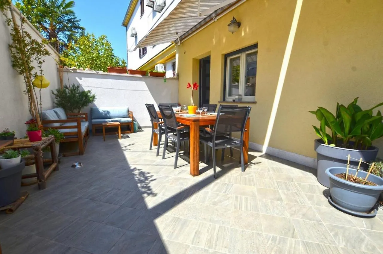Apartments With A Parking Space Rovinj - 20846